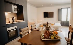 Azul & Limon Apartments